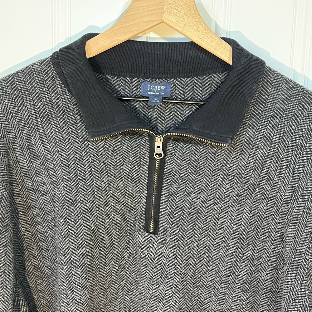 J. Crew Herringbone Gray & Black Quarter Zip Sweater with Black Collar Men’s L